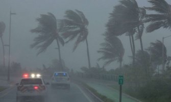 Florida: 12 žrtava uragana, Tramp sjutra obilazi ugrožena područja