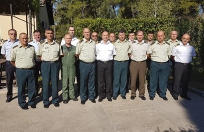 CG vojnici od Hrvata učili šta ih čeka u NATOu