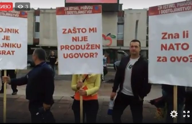 Protest vojnika u Podgorici:Zna li NATO za ovo?