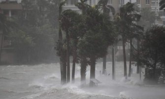 Proglašena prirodna katastrofa zbog Irme, Majami pod vodom, ima stradalih(VIDEO)(FOTO)