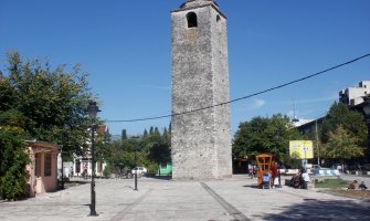 Istoričari i intelektualci složni: Krstu nije mjesto na Sahat-kuli u Podgorici