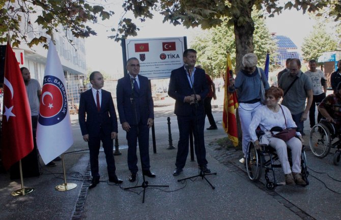 TIKA finansirala izgradnju rampi za osobe sa invaliditetom u Nikšiću