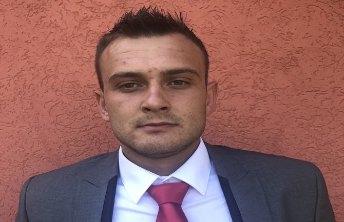 Demokrate DPS-u: Šaljete nam razne 