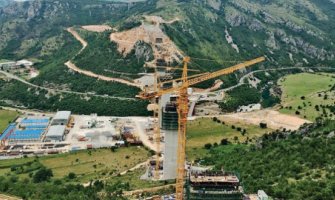 Detaljna procedura: Materijal za autoput se kontroliše na više nivoa