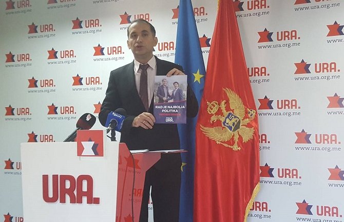 Ašanin: Ni udbaške metode im ne pomažu – Mojkovac dobija novu vlast