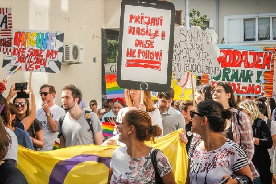 2017092322589746126136953Web