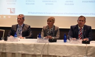 Sekulić: Omogućiti veću dostupnost širokopojasnog interneta