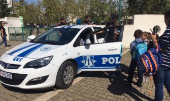 Djeca učila kako bezbjedno da prelaze ulicu, o vršnjačkom nasilju i delikvenciji