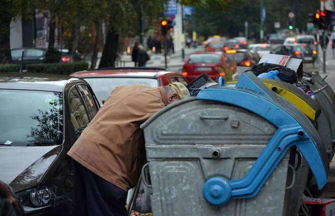 Našu sirotinju niko ne broji
