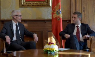 Građani da budu ponosni na Policiju i Vladu u odnosu na to kako ih štite