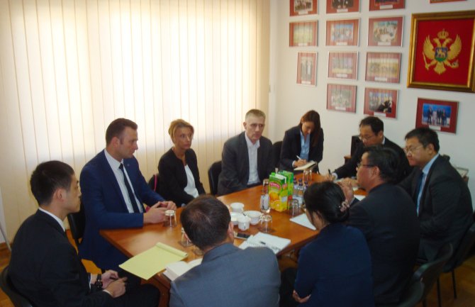 Uspostavljanje različitih kanala saradnje u riješavanju globalnih izazova 