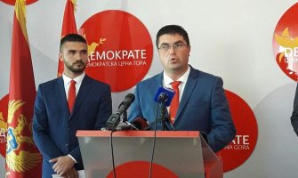 Demokrate: Državni organi nenamjenski rasipali novac građana