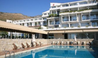 Prva AED donacija u turizmu u Crnoj Gori