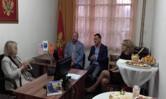 Uehara: SAD snažno podržavaju nezavisne i odgovorne medije