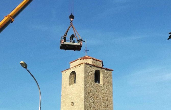 Krst vraćen na Sahat kulu, IZ: Ovakav čin podsjeća na 