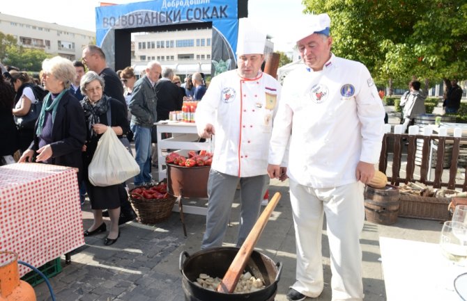 Počeli Dani Vojvodine u Podgorici