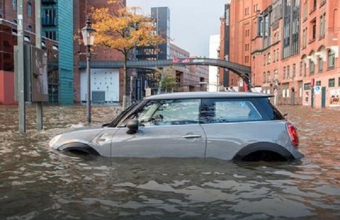 Nevrijeme u Evropi: Tri žrtve, potopljeni gradovi (Foto)