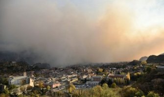 Požari u Italiji, oko hiljadu ljudi evakuisano 