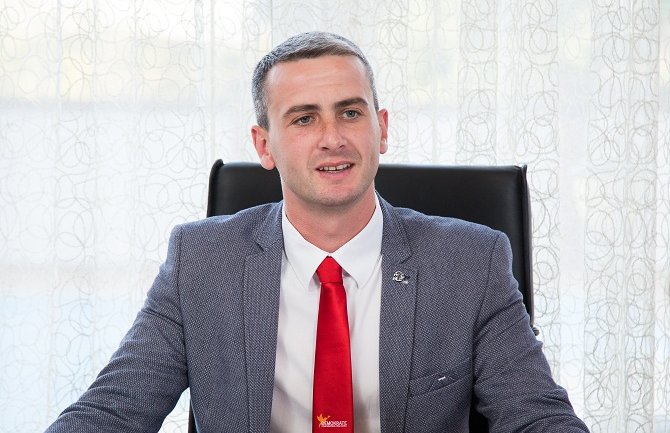 Stanić: Nastanak Demokratske CG neraskidivo je vezan za slogan 