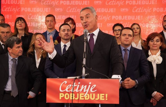 Đukanović: Nema plišane i brutalne izdaje, ima samo izdaje