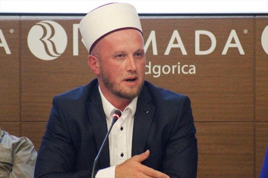 2017110422667679527494074Web