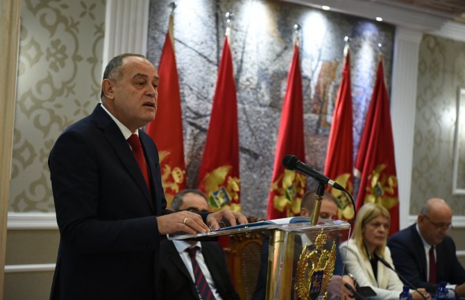 Budžet preko 2 milijarde eura:  Garancija socijalne sigurnosti građana i redovnog servisiranja svih javnih funkcija