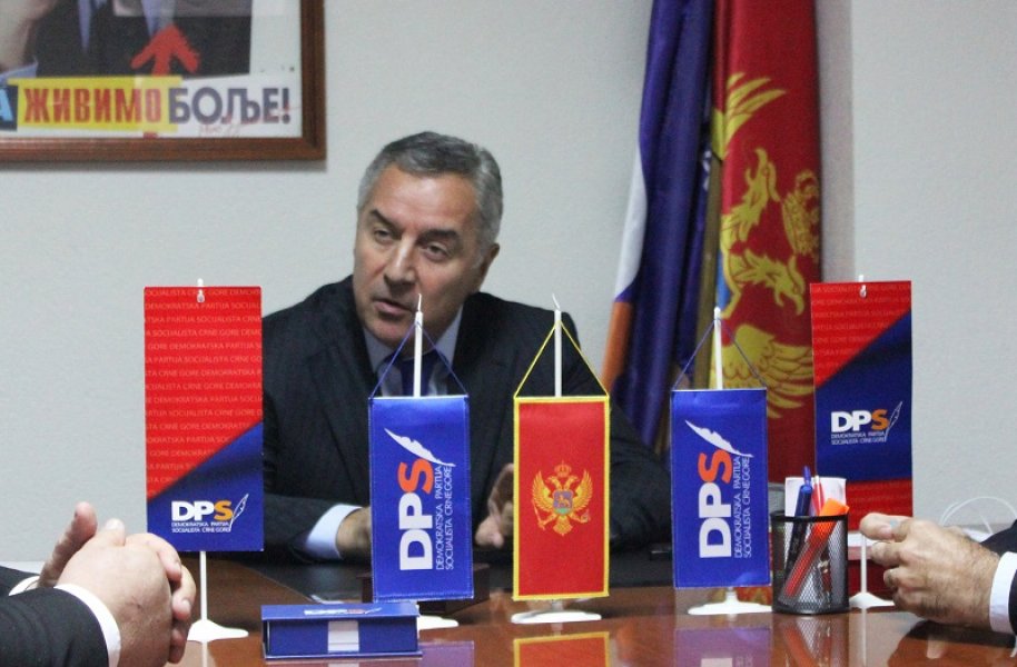 PredsjednikDPSMiloDjukanovicuposjetiOODPSPetnjica1511201702