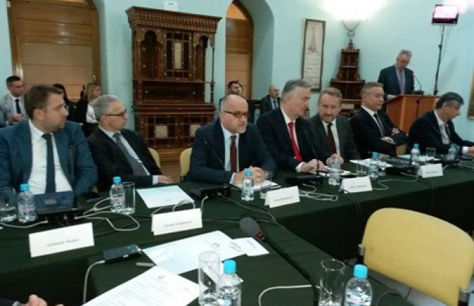 Budućnost Crne Gore, ali i svih zemalja regiona je u EU