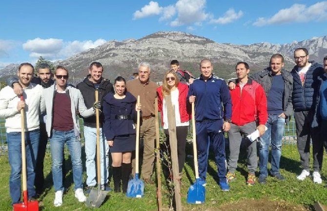 Savjet mladih DPS-a Bar podržao akciju “Eko dan opštine Bar “