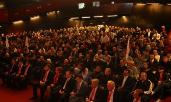 Bečić poručio da moraju pobijediti trgovce nacionalnim i vjerskim osjećanjima