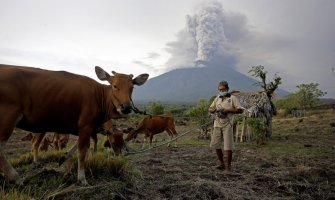  Bali: Zatvoren aerodrom zbog aktivnosti vulkana