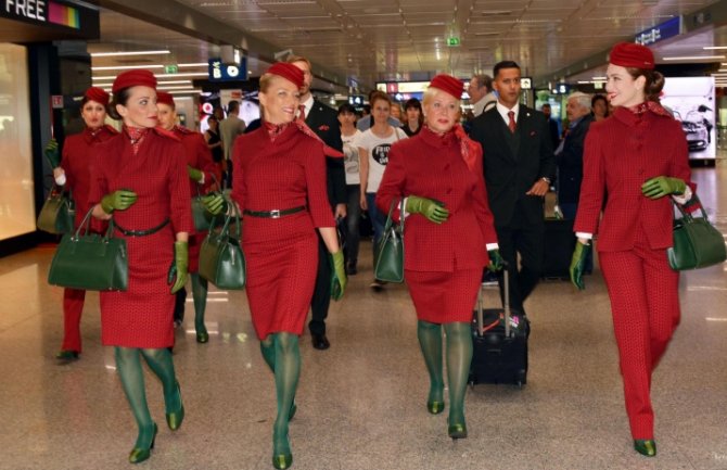 Alitalia u stečaju uvodi nove uniforme