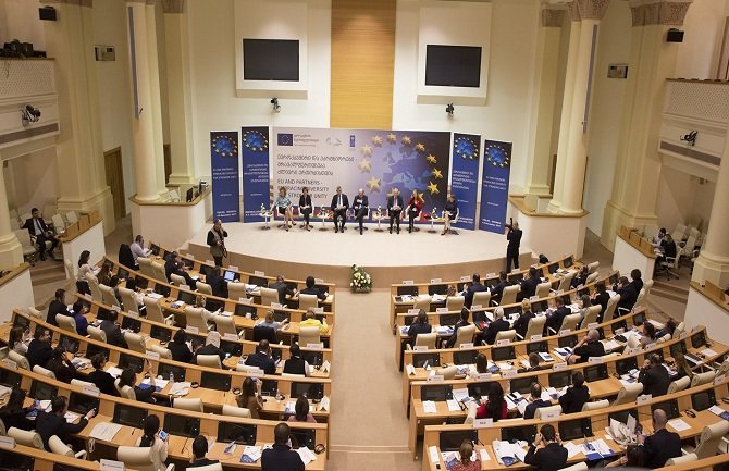 U Crnoj Gori se danas živi bolje nego prije deset godina 