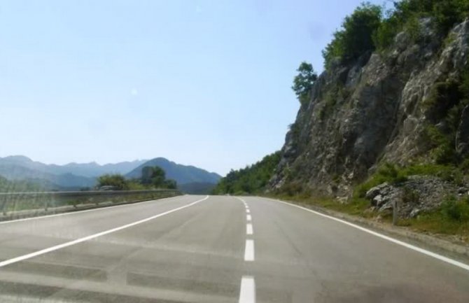 Pet autobuskih linija od Cetinja ka Podgorici od danas 