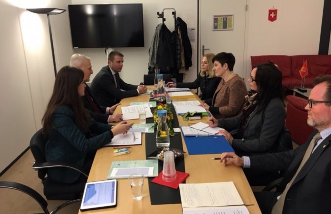 Crnogorska i švajcarska policija zajedno u borbi protiv organizovanog kriminala i terorizma