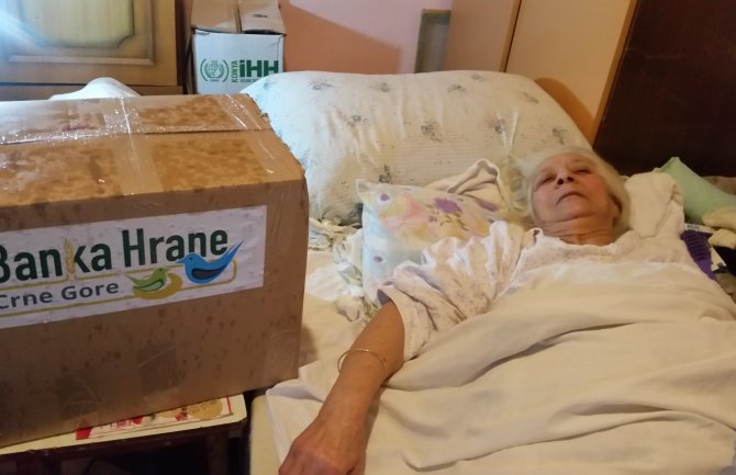 Budimo humani, pomozimo starici koja živi nepokretna i sama