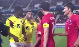 Iskosio oči Korejcima pa suspendovan pet mečeva uz novčanu kaznu od 17 hiljada eura