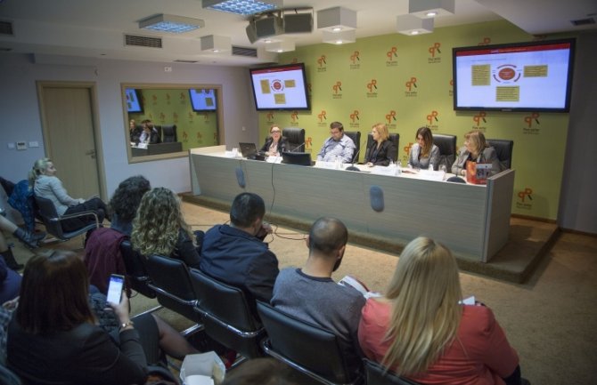  43 žene dobile novac da promijene svoj život i život drugih