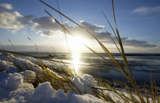 Danas suvo, tokom noći kiša i snijeg