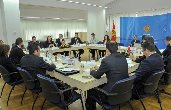 Dogovoren veći broj stipendija za crnogorske studente u Turskoj