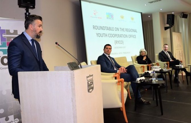 Mladima omogućiti da putuju, studiraju i rade u EU