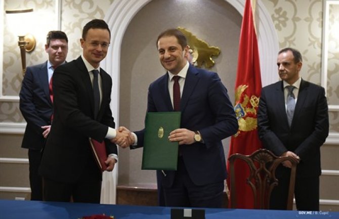 30 crnogorskih studenata će stipendirati Vlada Mađarske