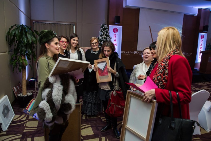 IMGc0dc0dbf07caa113c068aa9400b2c075V