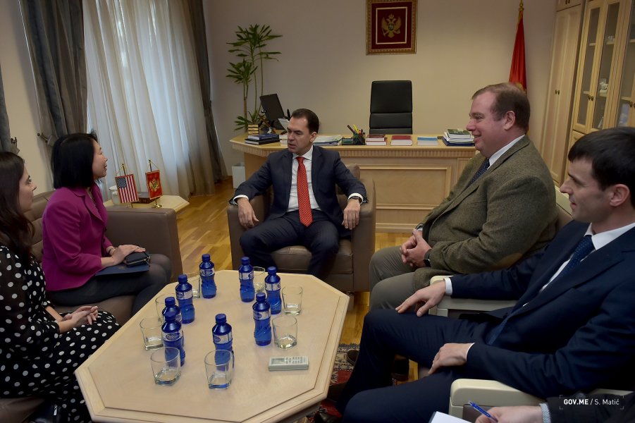 20171220PPViministarZoranPazinzamjenicaambasadorkeSADuCGDzudiKuo2