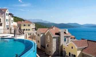 Luštica Bay posluje po zakonu