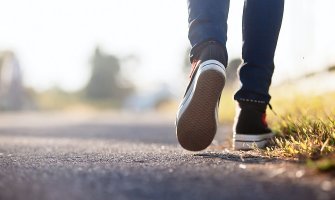 Dženisa svaki dan do škole pješači 16 km, nema izostanka ali ima sve petice