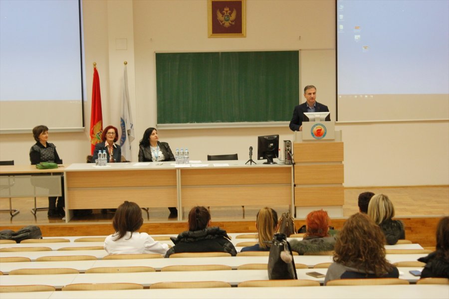 2017122822779960429304570Web