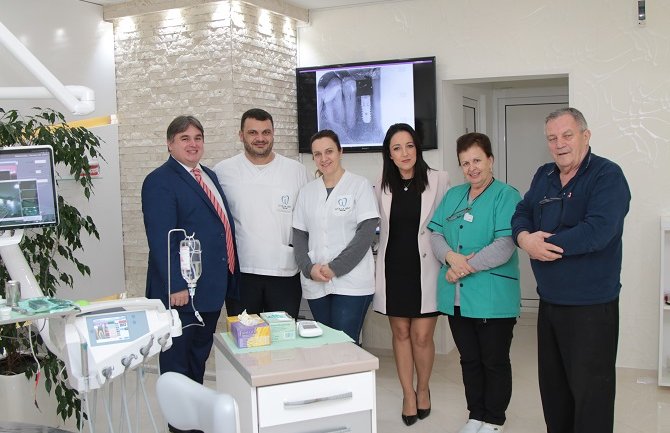 UL: Djeci bez roditelja i djeci samohranih roditelja do 21. godine besplatne stomatološke usluge