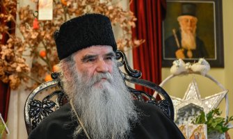 Amfilohije: CG boluje od brozomore; Političari da rade na pomirenju; Na Kosovu se živi od droge