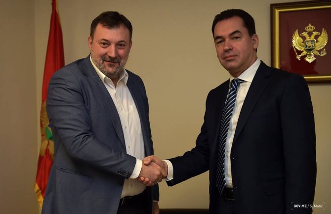 Pažin: Izvršna vlast odlučna u zaštiti integriteta i bezbjednosti novinara